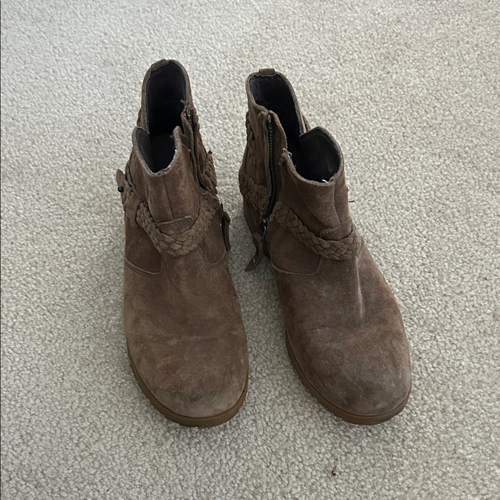 Teva Braided Brown Ankle Boots